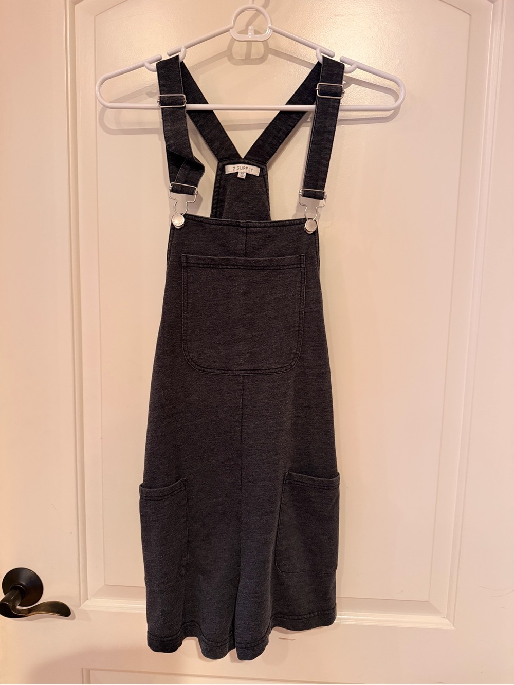Z Supply Short Overalls black women’s size m EUC